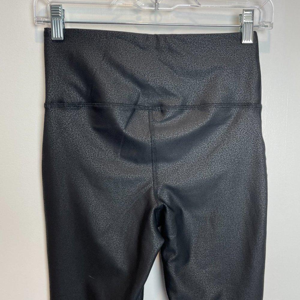 Assets By Spanx Leggings. Medium. - image 6